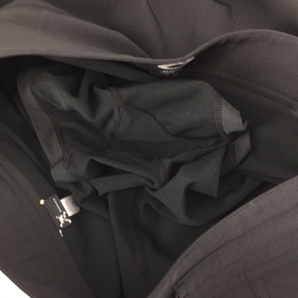 Oakley Black Skort - Picture 13 of 13
